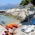 Apartments By The Sea Cavtat, Dubrovnik - 23017